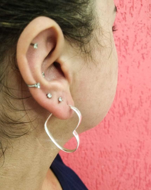 BRINCO ARGOLA  PRATA  CORAÇÃO