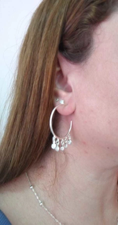 BRINCO ARGOLA FOLHEADO COM PEDRA ZIRCONIA