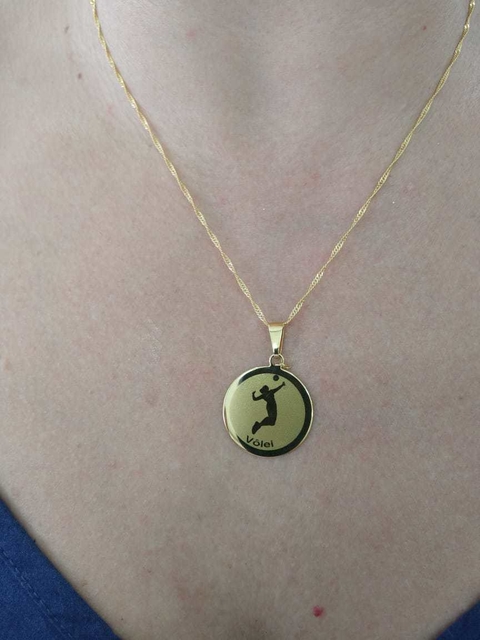 CORRENTE FOLHEADA COM PLACA VOLEY