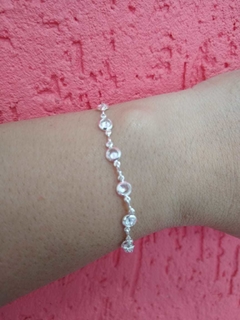 PULSEIRA FOLHEADA A PRATA COM PEDRAS
