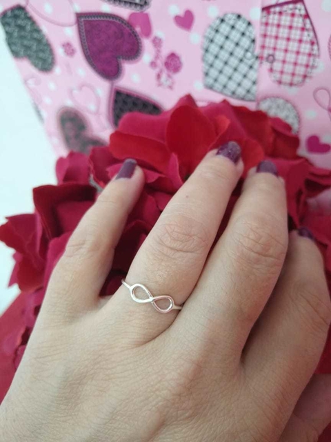 ANEL INFINITO FOLHEADO A PRATA
