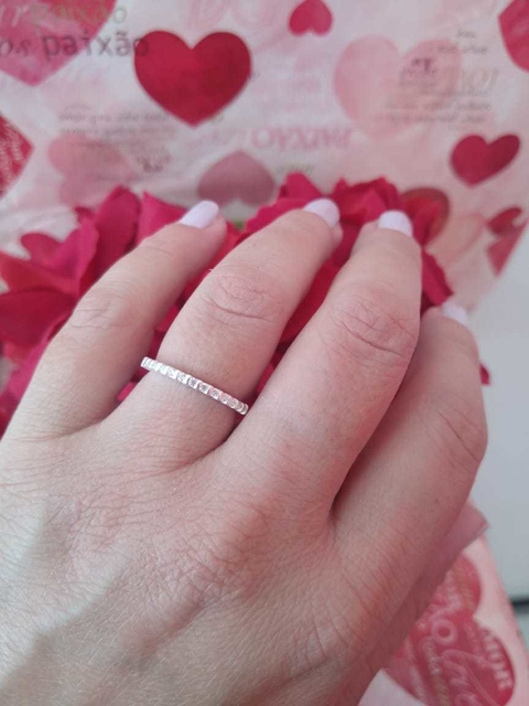 MEIA ALIANÇA PRATA ZIRCONIA