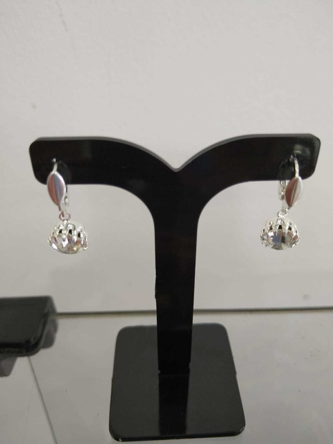 ARGOLA PRATEADA COM TRAVA E PEDRA