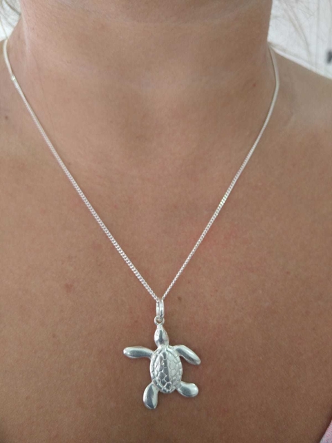 CORRENTE PRATA COM PINGENTE TARTARUGA