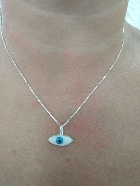 CORRENTE DE PRATA COM PINGENTE DE OLHO GREGO