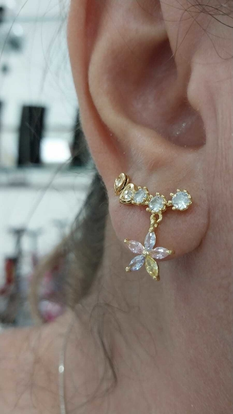 BRINCO 3 PONTOS DE LUZ COM FLOR PENDURADA