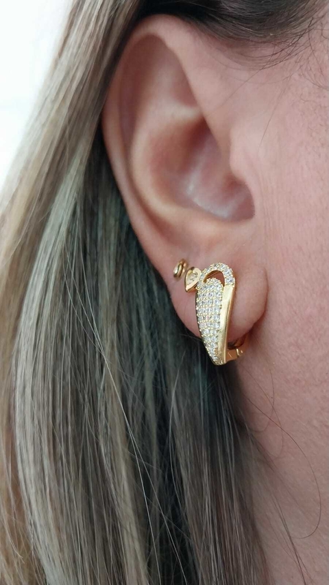 BRINCO ARGOLA REQUINTE DESIGN CRAVEJADO