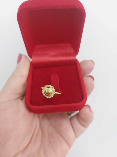 ANEL FOLHEADO REDONDO COM ZIRCONIA