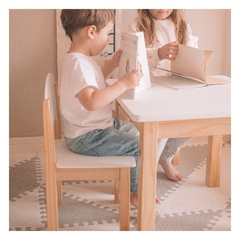 Combo Mesa de madera y dos sillas Kids - comprar online