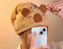 Turbante/Toalla para Secar Cabello Capybara con Orejitas