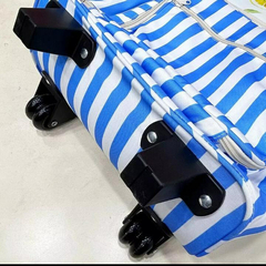 lanchera con carrito en internet