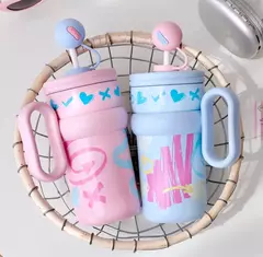 Taza Térmica de Acero Inox. con Sorbete + Protector del Sorbete Smile - 540 ml - Olgas y Ramonas
