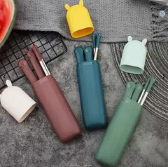 Set cubiertos con estuche en internet