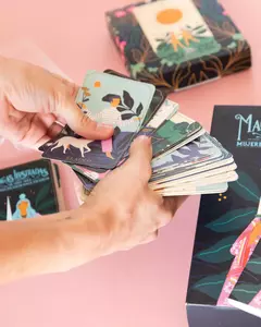 Magas Ilustradas: Libro de tarot + Mazo ilustrado- FERA - Olgas y Ramonas
