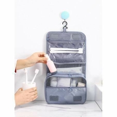 Neceser Organizador de viaje porta cosmético con gancho TRAVEL - Olgas y Ramonas