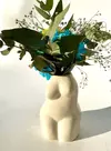 Florero escultura Donna - Ceramica