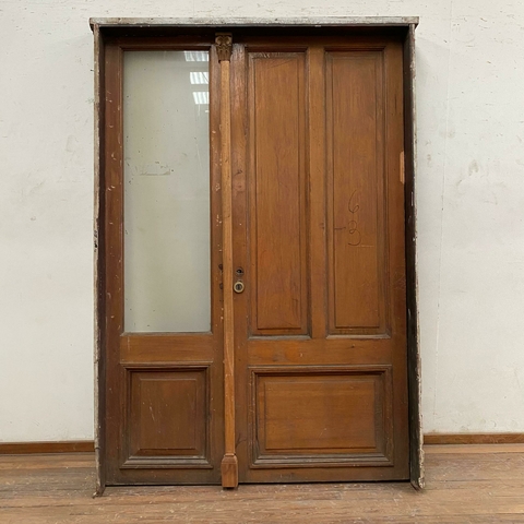 Puerta de 1 hoja + paño fijo con tablero Cedro - Cod: 5462
