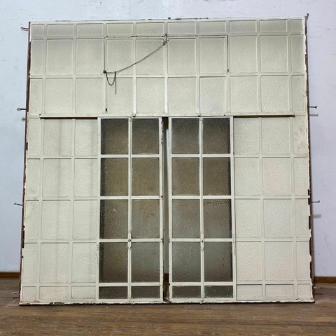 Mampara de hierro con ventana corrediza - Cod: 6521