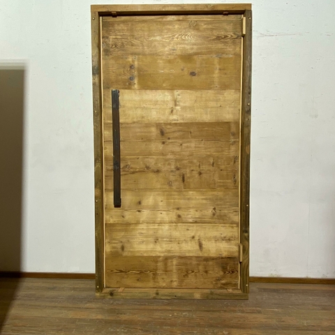 Puerta de una hoja pivotante rustica en Oregon - Cod: 6551
