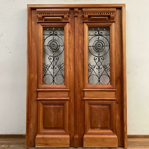 Puerta doble hoja estilo colonial en cedro - cod: 6654