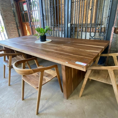 Mesa rectangular patas de madera Guayubira - Cod: M86