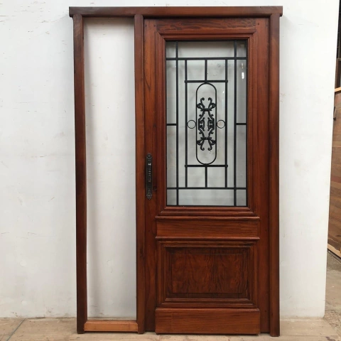 Puerta de entrada con paño fijo lateral - A medida - Cod F141