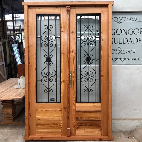 Puerta de entrada doble hoja con vidrios de abrir - A medida - Cod F60