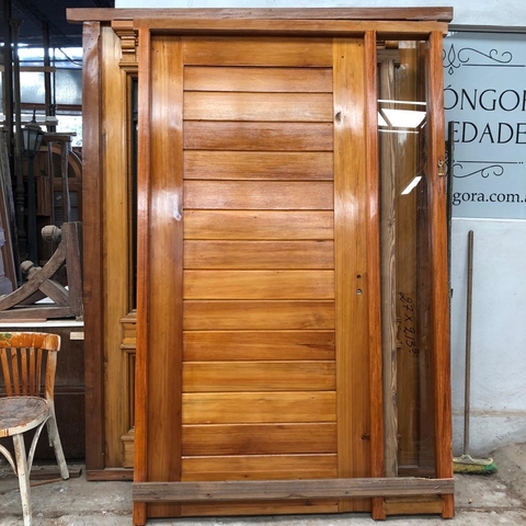 Puerta de entrada una hoja con paño lateral - A medida - Cod F151