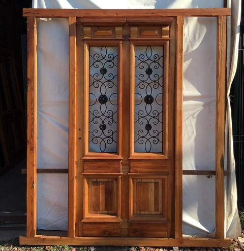 Puerta de entrada de una hoja + dos paños laterales - A medida - Cod F149