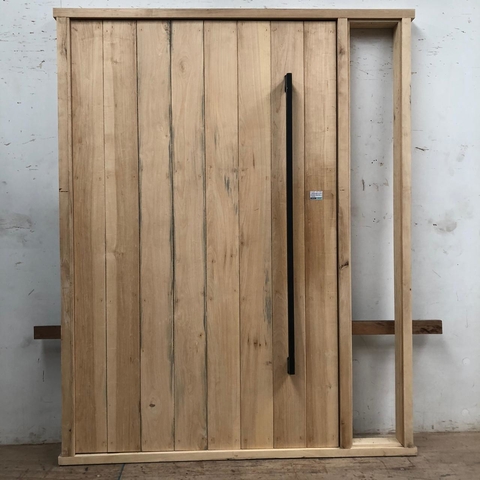 Puerta de entrada moderna + paño de vidrio - Cod F155