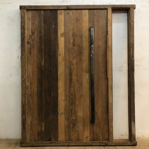 Puerta de entrada moderna + paño lateral de vidrio - A Medida