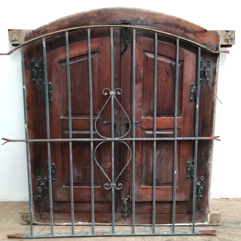 Ventana 1/8 punto con postigo Algarrobo - Cod: 5555
