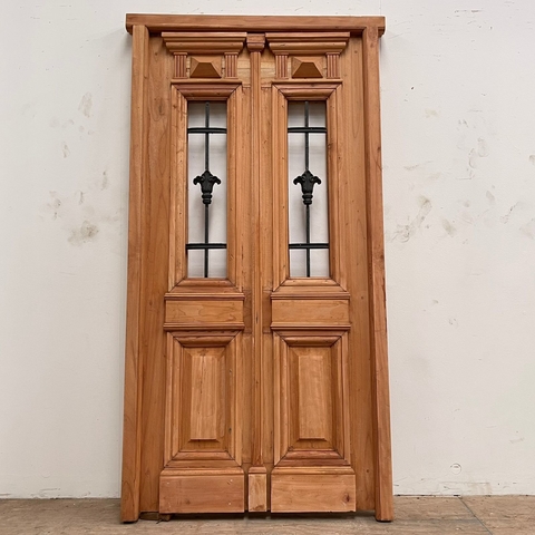 Puerta colonial de 1 hoja con doble reja Cedro - Cod. 5548