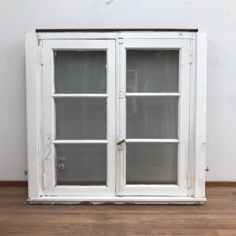 Ventana doble hoja con vidrios repartidos cedro - Cod: 6144