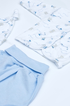 Set New Born: Ranita + Batita + Gorrito de algodón PIMA blanco con osos y barriletes celeste, aero y beige en internet