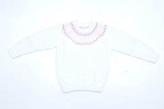 Sweater de lana blanco con guarda rosa