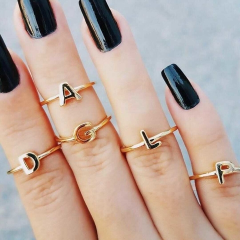 anel-falange-personalizado-com-letra-folheado-em-ouro-18k