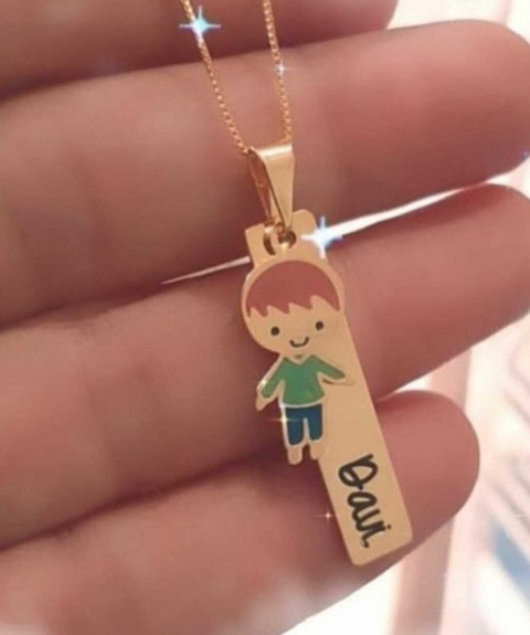 colar-personalizado-filhos-com-plaquinha-e-nome-folheado-em-ouro-18k