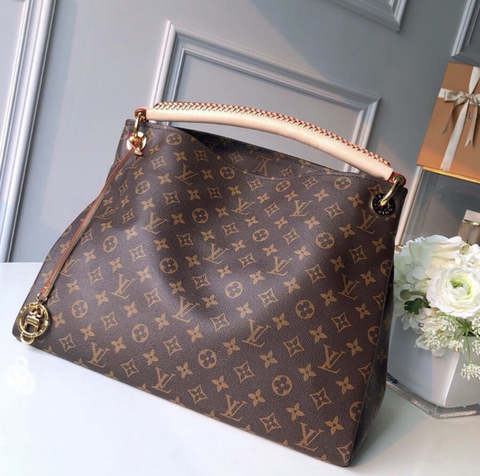 LV Artsy Monogram