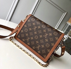 LV Dauphine Monogram na internet