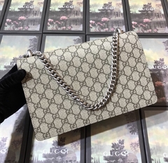 Gucci Dionysus na internet