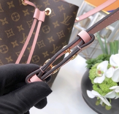 Imagem do LV Neo Noé Monogram Rose Poudre