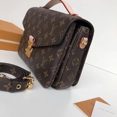 LV Pochette Metis Monogram - comprar online