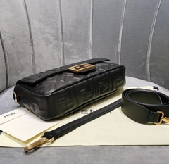 Fendi Baguette na internet