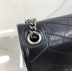 YSL Niki Black na internet