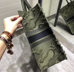 Imagem do Dior Book Tote Camouflage Green
