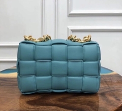 Bottega Veneta The Chain Cassette na internet