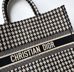 Imagem do Dior Book Tote P&B