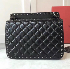 Valentino Rockstud Spikes Black - comprar online