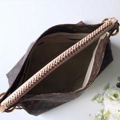 Imagem do LV Artsy Monogram